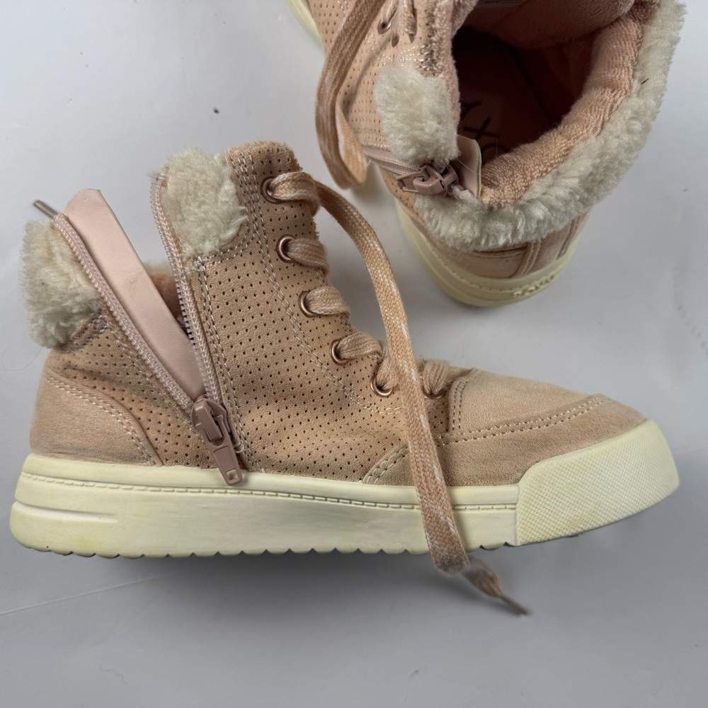 Roxy RG camy high top sneaker in light pink with side zipper for easy wear - Picture 5 of 9